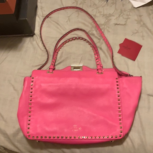 Medium sized Valentino handbag - Picture 2 of 4